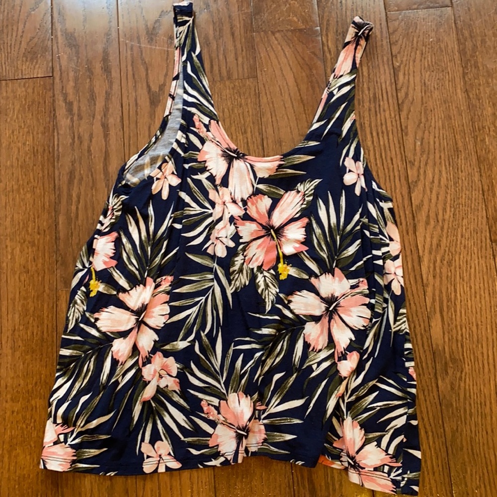 Flowy open back tropical tank top